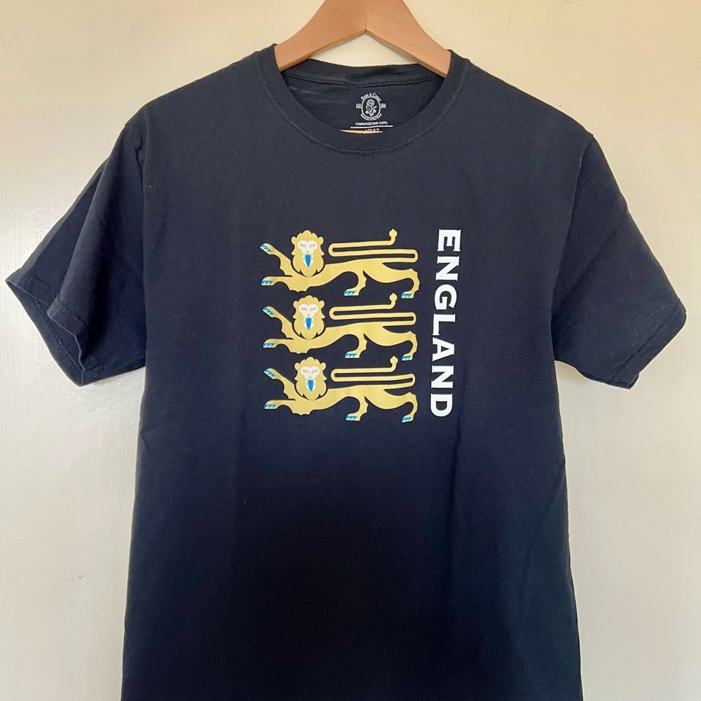 England Graphic T-Shirt - Black